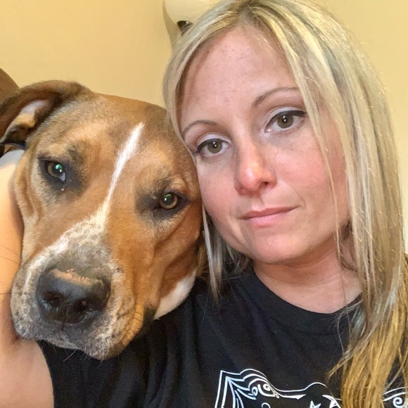 Meet your Posher, Cassie - Picture 6 of 8